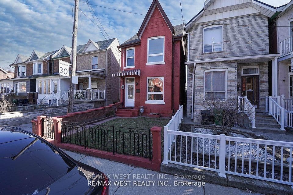 115 Edwin Avenue, Toronto, ON M6P 3Z8 – main photo