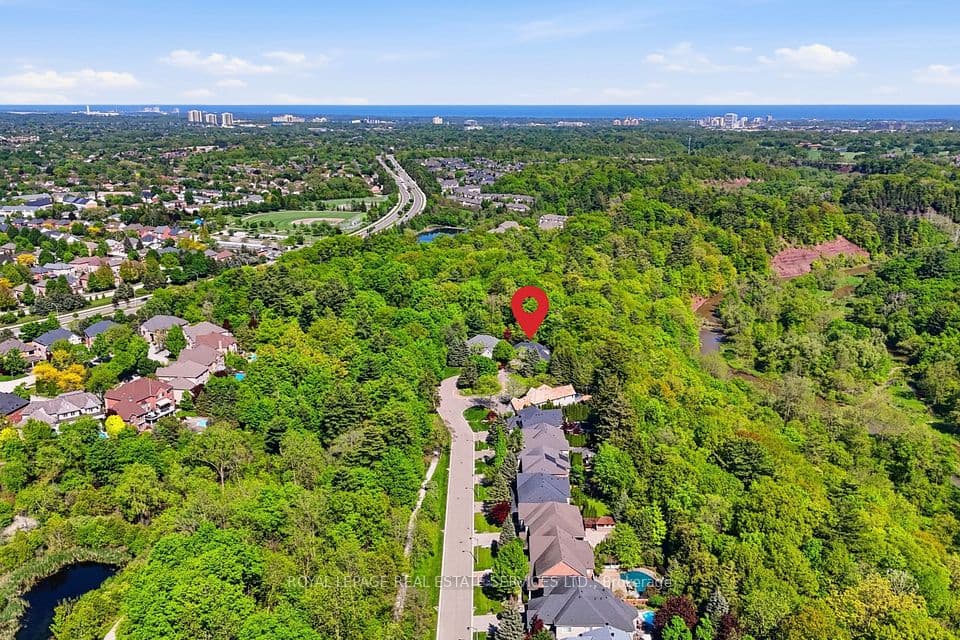 1227 Riverbank Way, Oakville, ON L6H 6X4 – photo 3