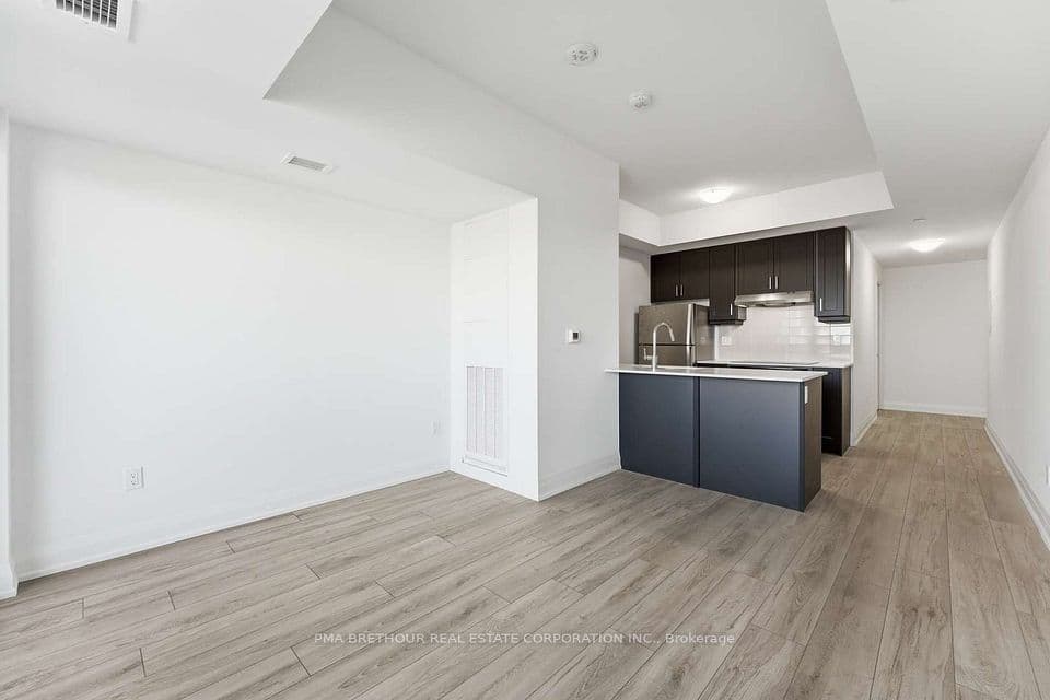 1035 Southdown Road 1812, Mississauga, ON L5J 0A2 – photo 2