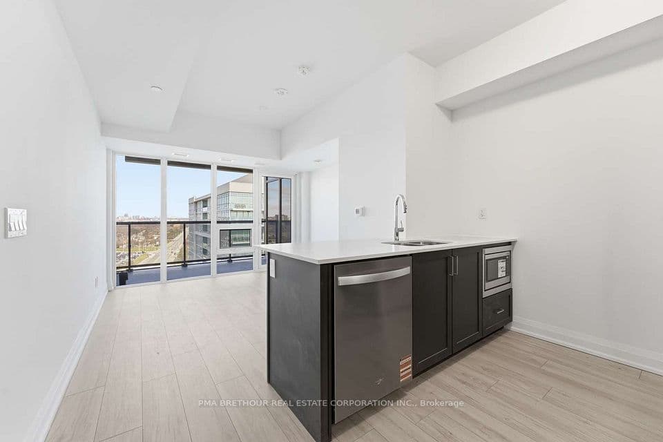 1035 Southdown Road 1812, Mississauga, ON L5J 0A2 – main photo