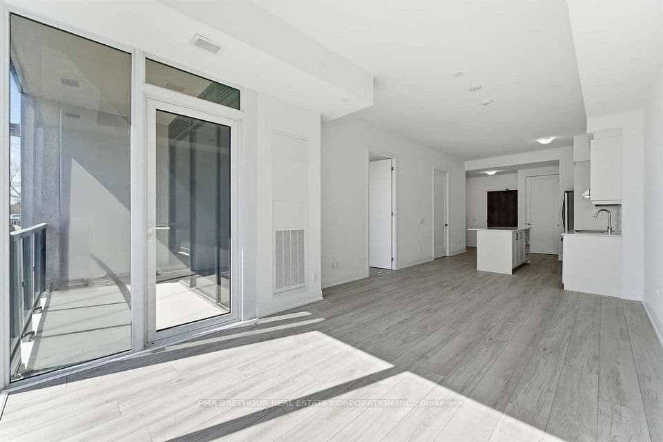 1035 Southdown Road 105, Mississauga, ON L5J 0A2 – photo 3