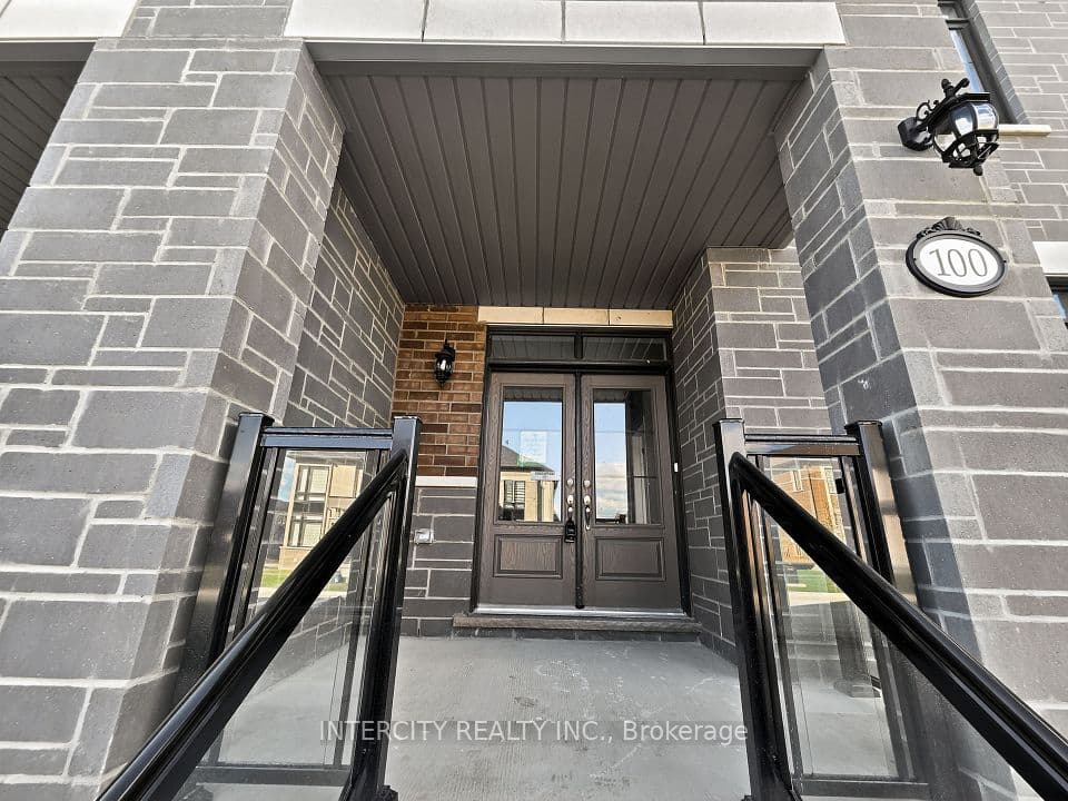 100 Grassbank Road, Brampton, ON L6R 4E7 – photo 2
