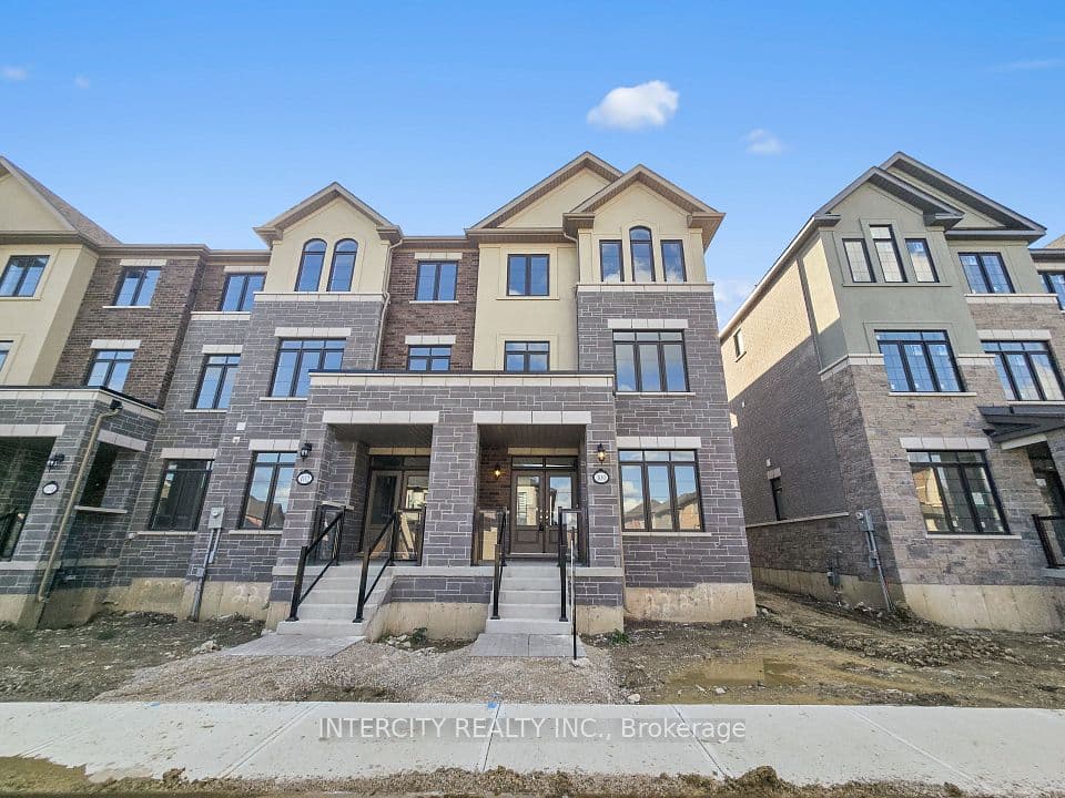 100 Grassbank Road, Brampton, ON L6R 4E7 – main photo