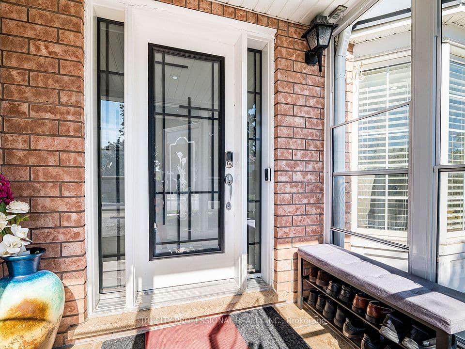 18 Sugarhill Drive, Brampton, ON L7A 3L8 – photo 3