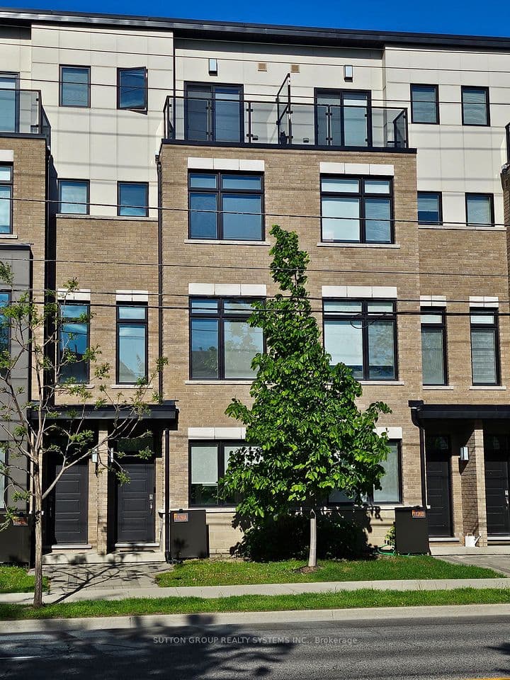 1126A Islington Avenue, Toronto, ON M8Z 0G6 – photo 2