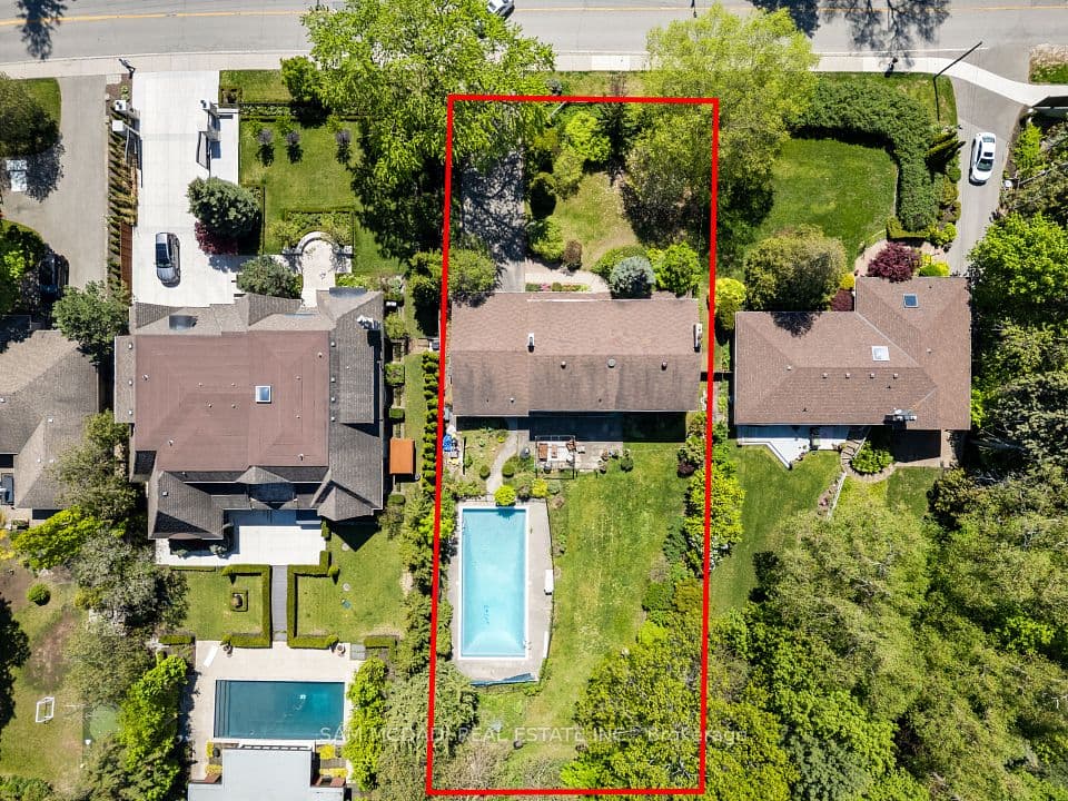 865 Meadow Wood Road, Mississauga, ON L5J 2S7 – main photo