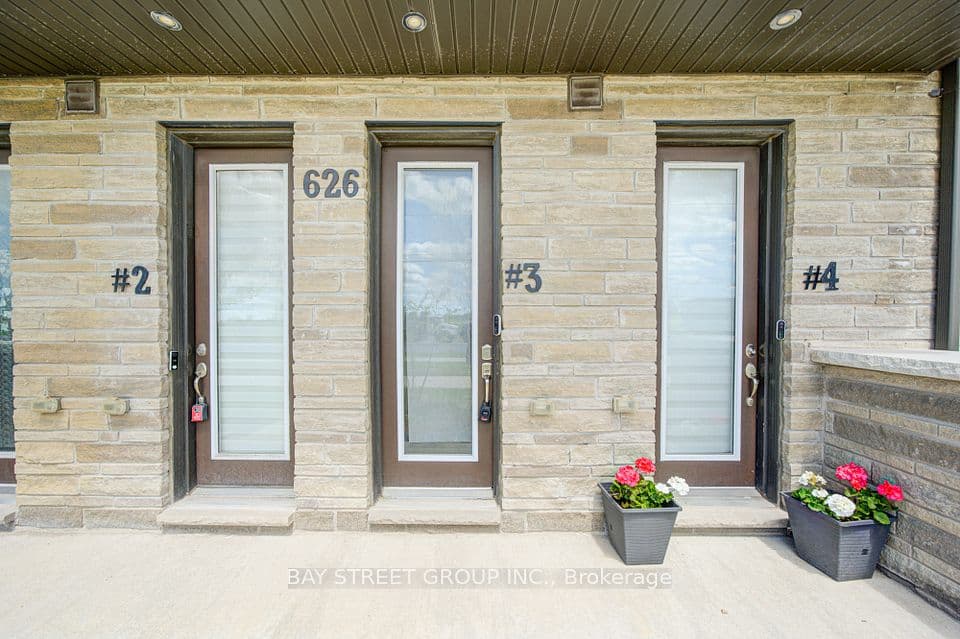 626 Rexdale Boulevard 3, Toronto, ON M9W 0G1 – photo 3