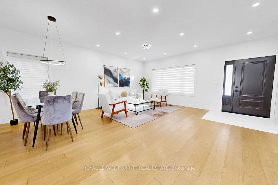 94 Edgecroft Road, Toronto, ON M8Z 2C3 – photo 2