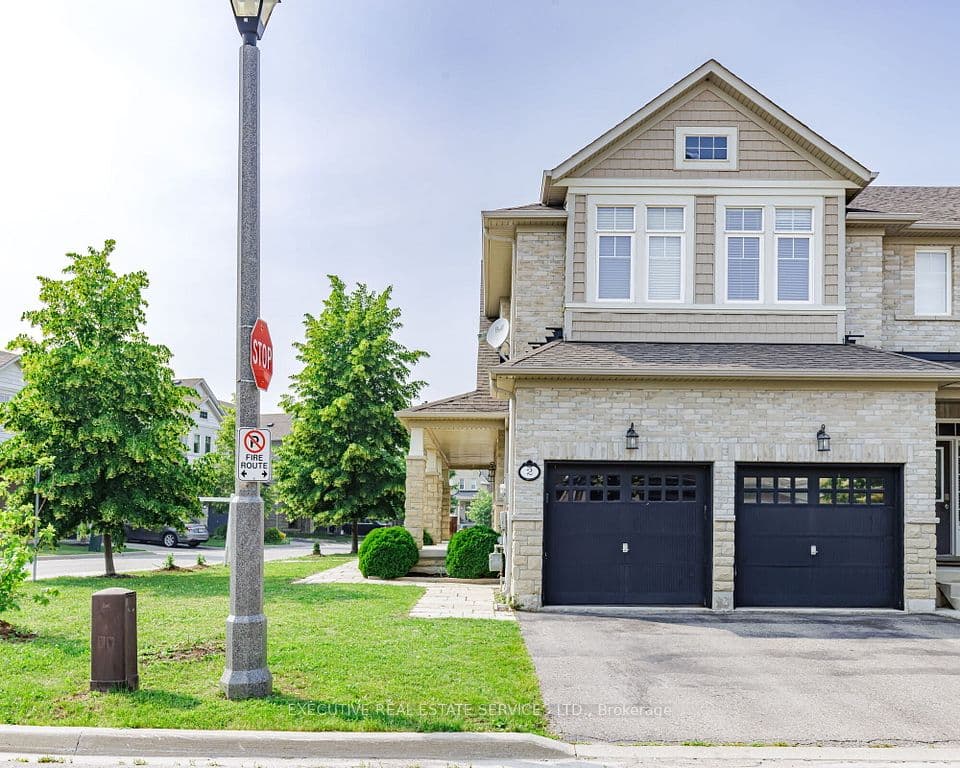 2 Nectarlane Avenue, Caledon, ON L7C 3M8 – photo 2