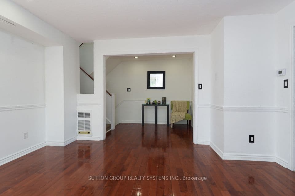 6780 Formentera Avenue 29, Mississauga, ON L5N 2L1 – photo 3