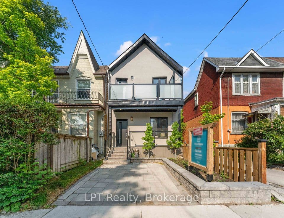 204 Franklin Avenue, Toronto, ON M6P 3Z3 – photo 2