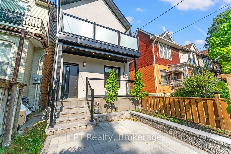 204 Franklin Avenue, Toronto, ON M6P 3Z3 – photo 3