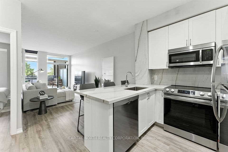 1940 Ironstone Drive 213, Burlington, ON L7L 0G5 – photo 2