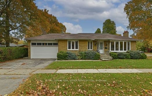 3 Kellogg Street, Toronto, ON M8Z 4C6 – main photo