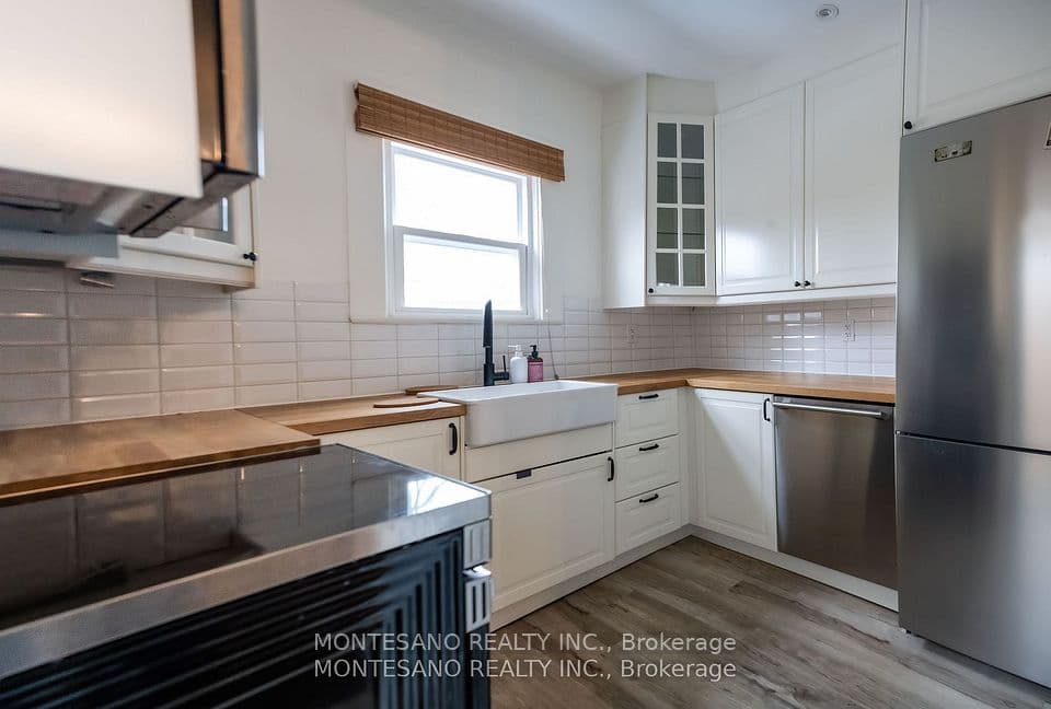 449 Rogers Road, Toronto, ON M6M 1A6 – photo 3
