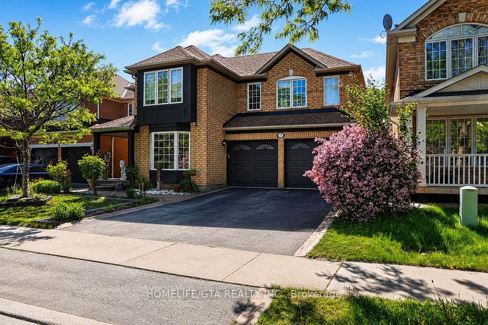 13 Sparta Drive, Brampton, ON L6P 1H6 – main photo