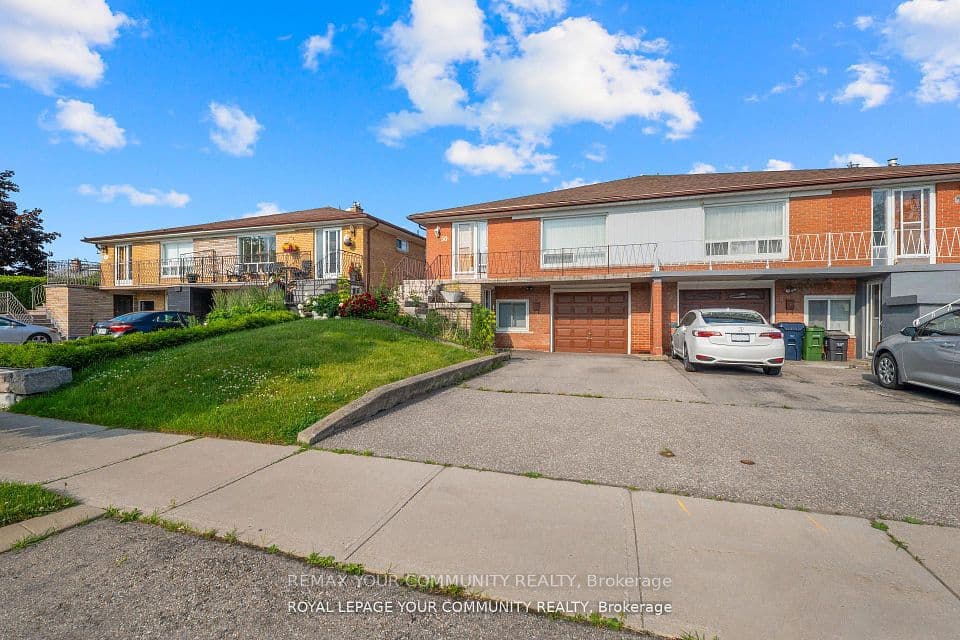 50 Felan Crescent, Toronto, ON M9V 3A3 – main photo