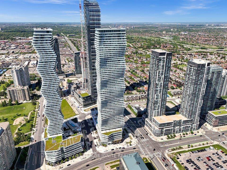 3900 Confederation Parkway 3301, Mississauga, ON L5B 0M3 – main photo