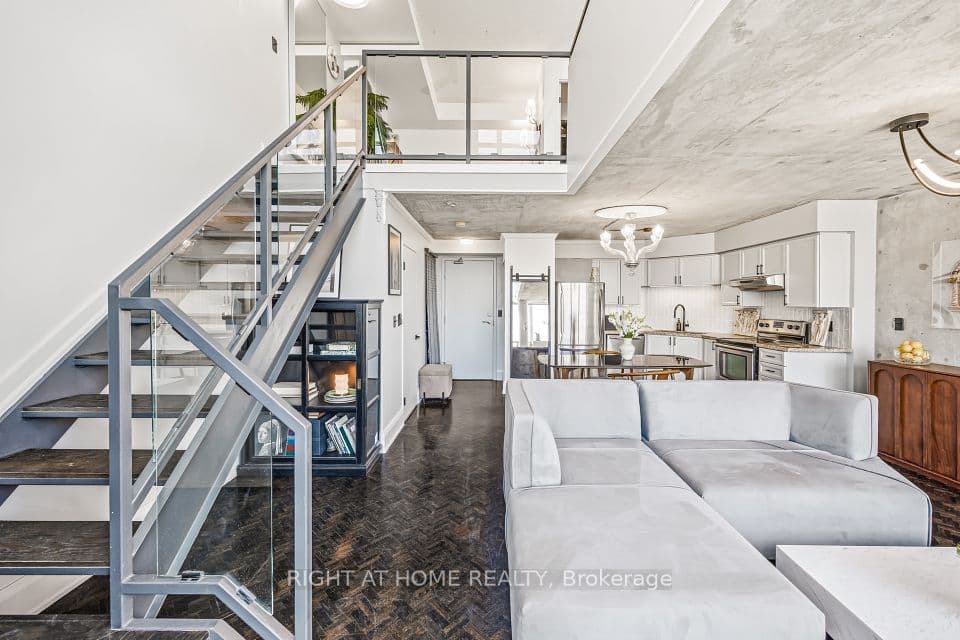 250 Manitoba Street 612, Toronto, ON M8Y 4G8 – photo 3