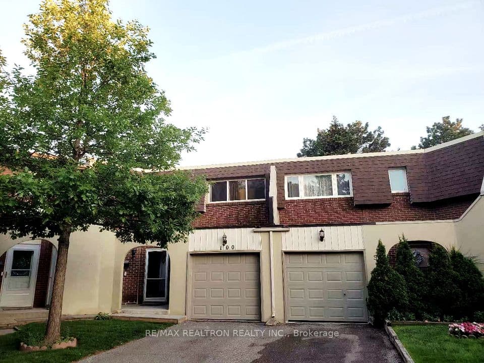 1180 Mississauga Valley Boulevard 100, Mississauga, ON L5A 3M9 – main photo