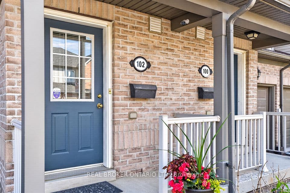 86 Joymar Drive 102, Mississauga, ON L5M 7Z6 – main photo
