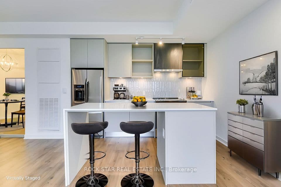 395 Dundas Street W 601, Oakville, ON L6M 5R8 – photo 3