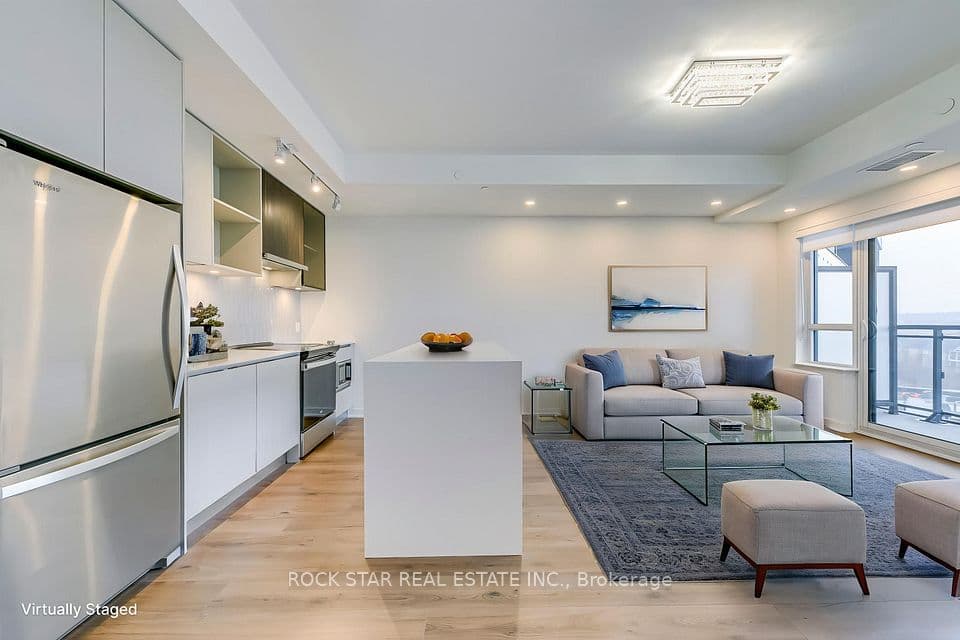 395 Dundas Street W 601, Oakville, ON L6M 5R8 – main photo