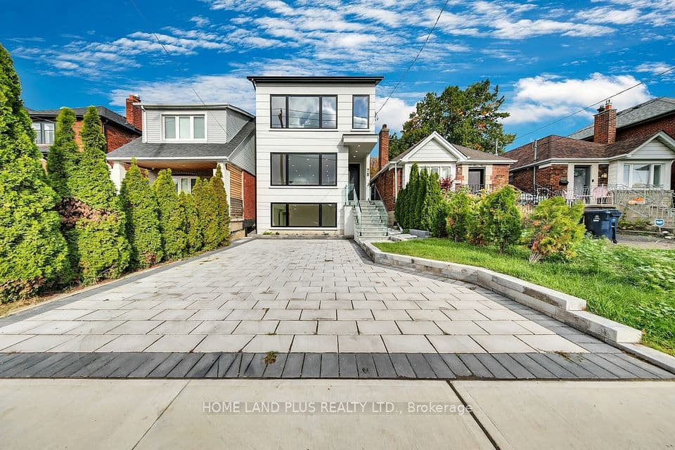 78 Bowie Avenue, Toronto, ON M6E 2P5 – main photo
