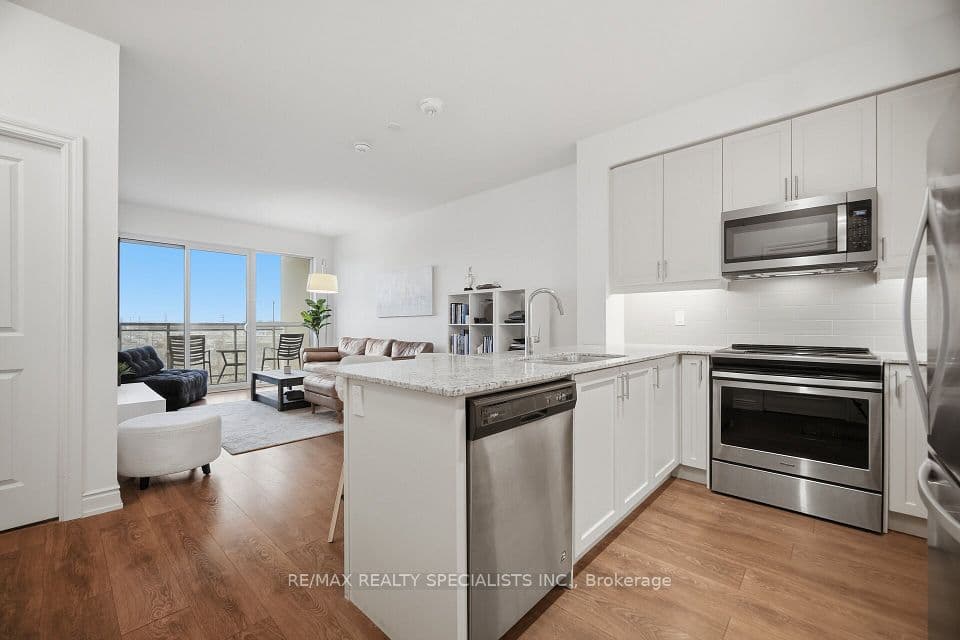 1050 E Main Street E 405, Milton, ON L9T 9M3 – main photo