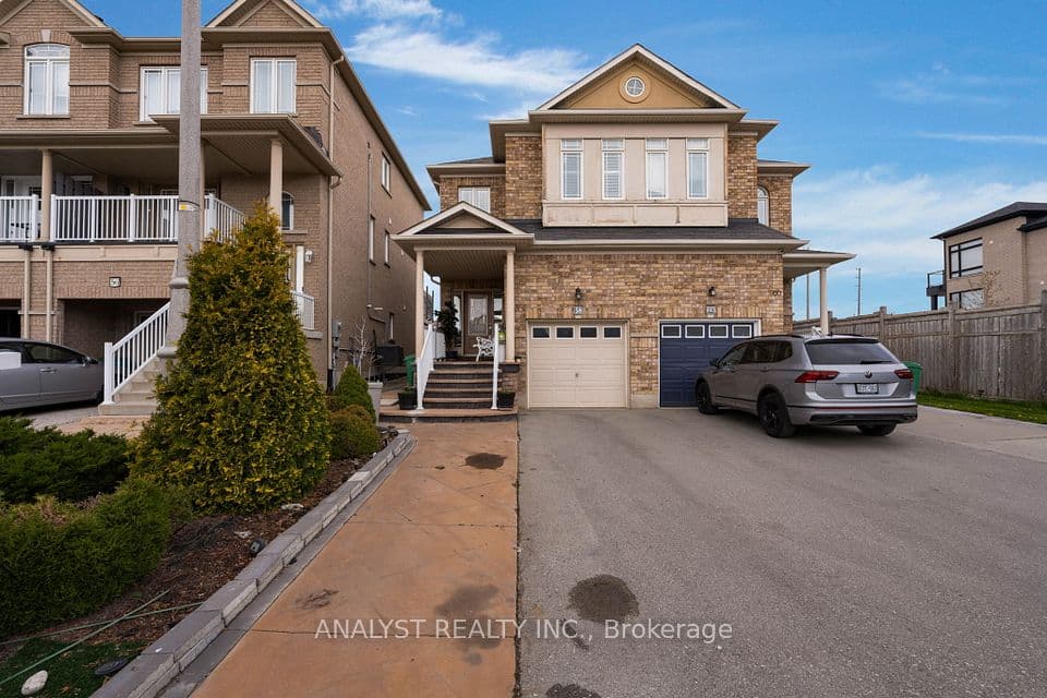 58 Saint Grace Court, Brampton, ON L6P 3B9 – photo 2