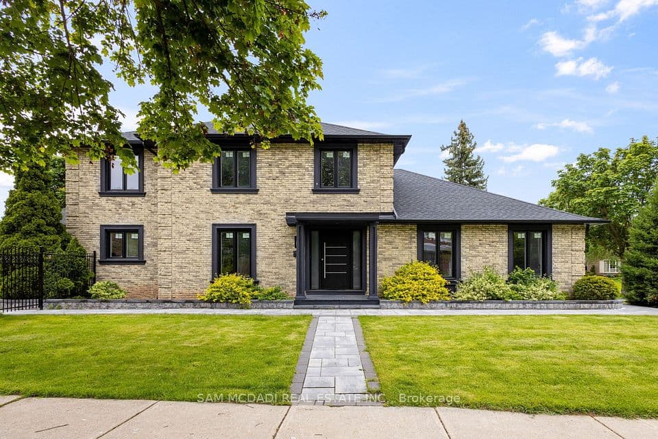 2535 Robin Drive, Mississauga, ON L5K 2G2 – main photo