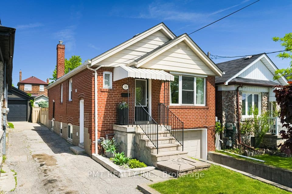 25 Ronald Avenue, Toronto, ON M6E 4M5 – photo 2