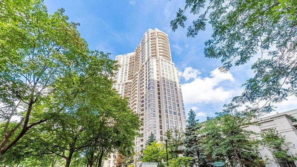 35 Kingsbridge Garden Circle 1804, Mississauga, ON L5R 3Z5 – main photo
