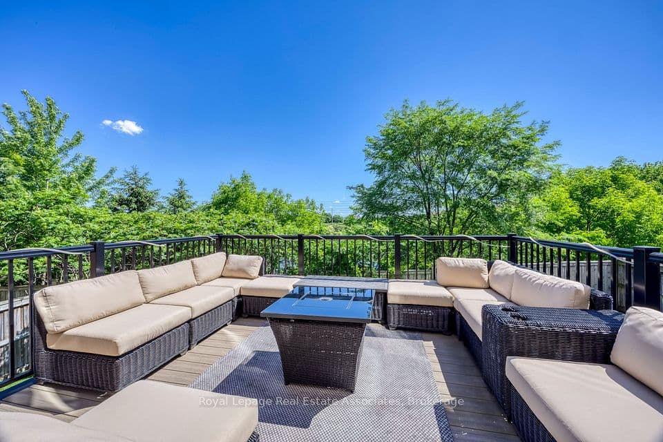 5453 Bestview Way, Mississauga, ON L5M 0B1 – photo 3
