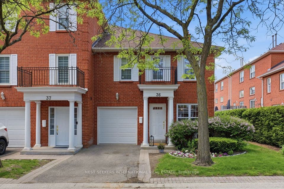 36 Stornwood Court, Brampton, ON L6W 4H5 – main photo