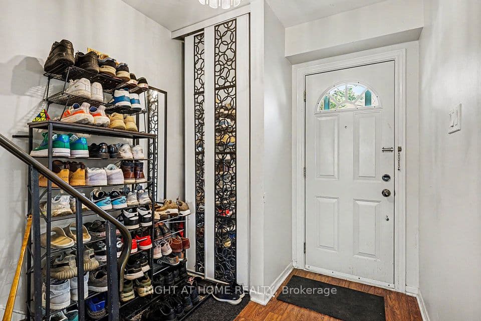1020 CENTRAL PARK Drive 89, Brampton, ON L6S 3J5 – photo 3