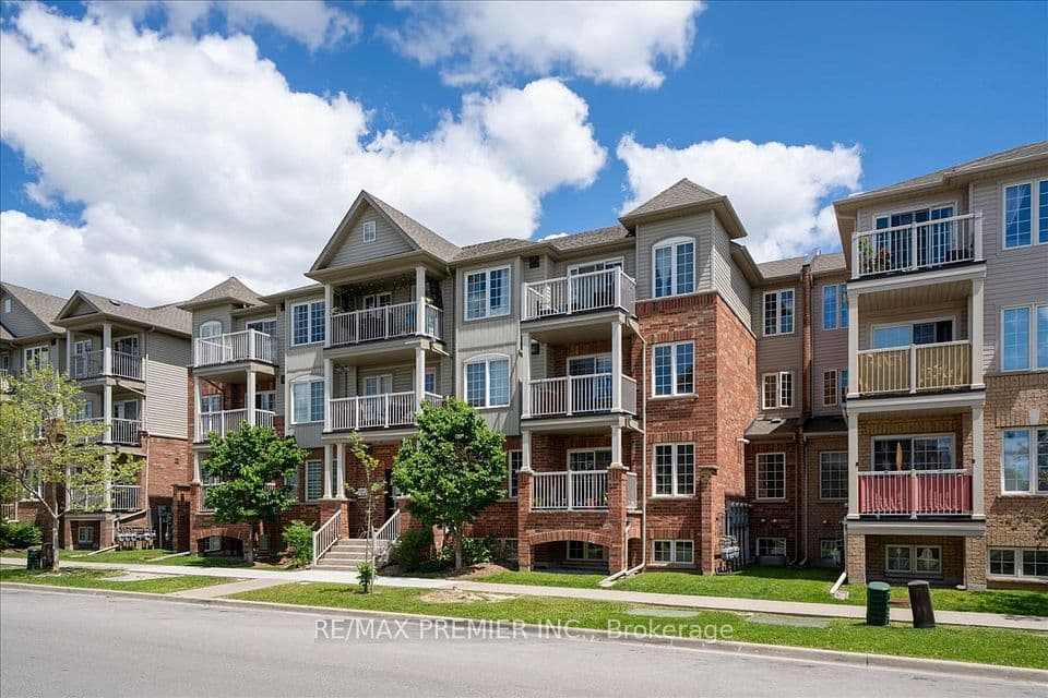 141 Isaac Devins Boulevard 8, Toronto, ON M9M 0C4 – photo 3