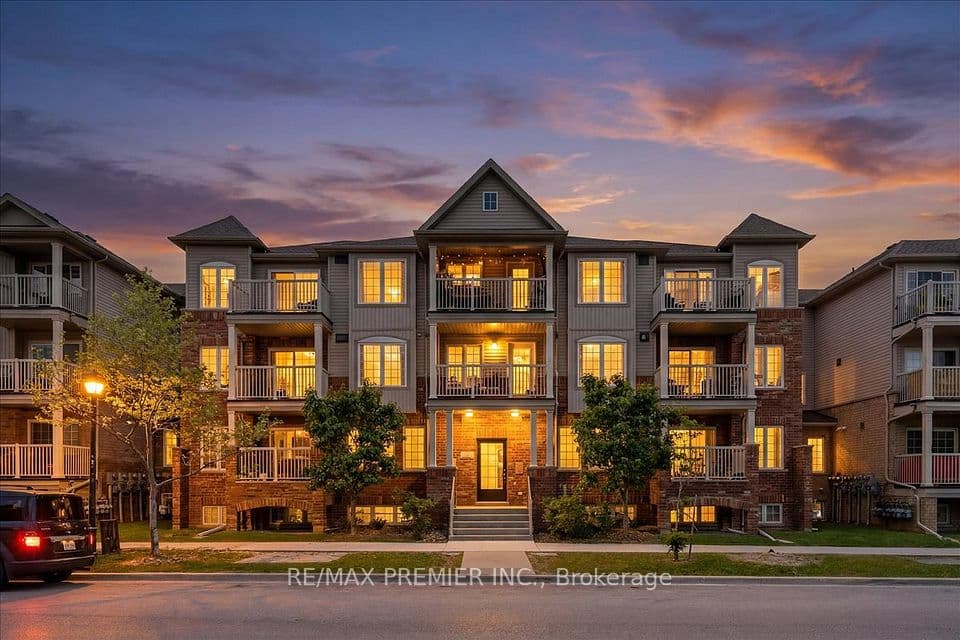 141 Isaac Devins Boulevard 8, Toronto, ON M9M 0C4 – main photo