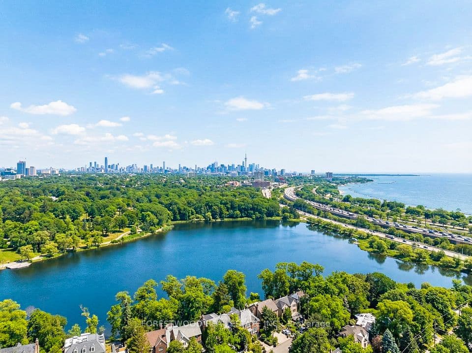 65 Southport Street 402, Toronto, ON M6S 3N6 – photo 2