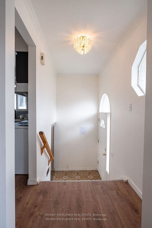 144 Abell Drive, Brampton, ON L6V 2Z8 – photo 2