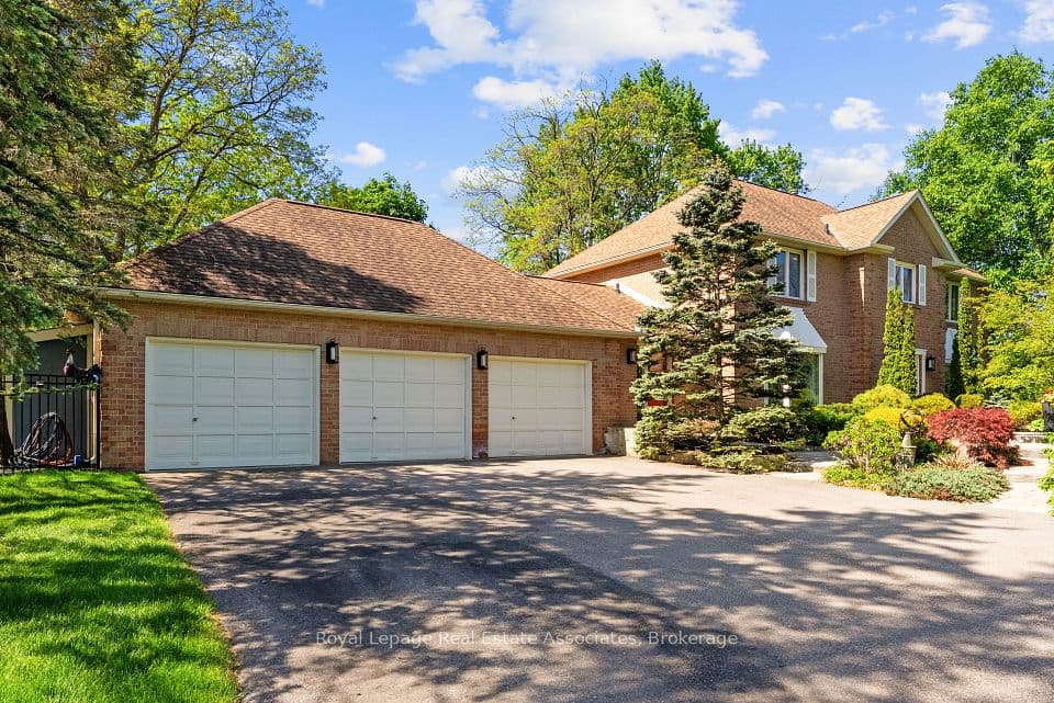4 Wolf Crescent, Caledon, ON L7E 0A7 – photo 2