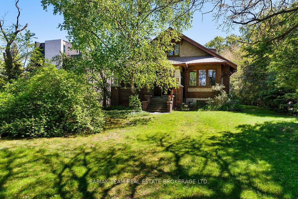 187 Ellis Avenue, Toronto, ON M6S 2X4 – photo 3