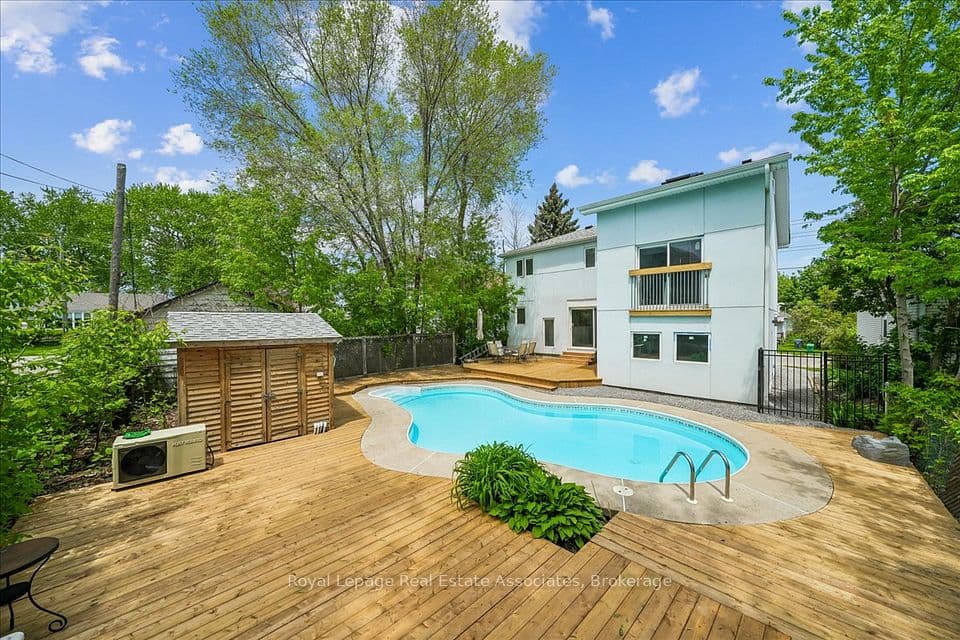 1168 Canterbury Road, Mississauga, ON L5G 4A2 – photo 3