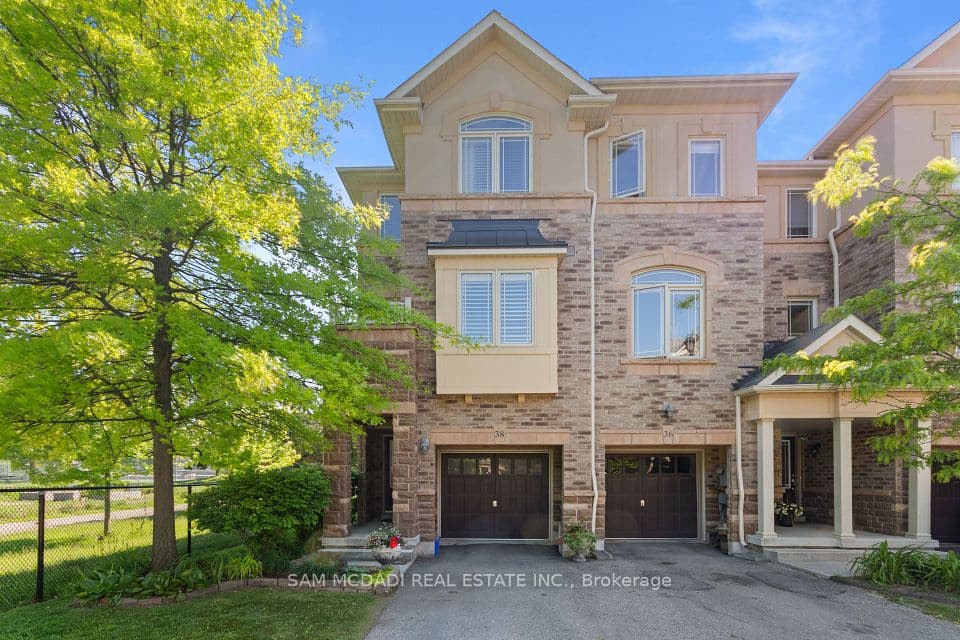 6625 Falconer Drive 38, Mississauga, ON L5N 0C8 – main photo
