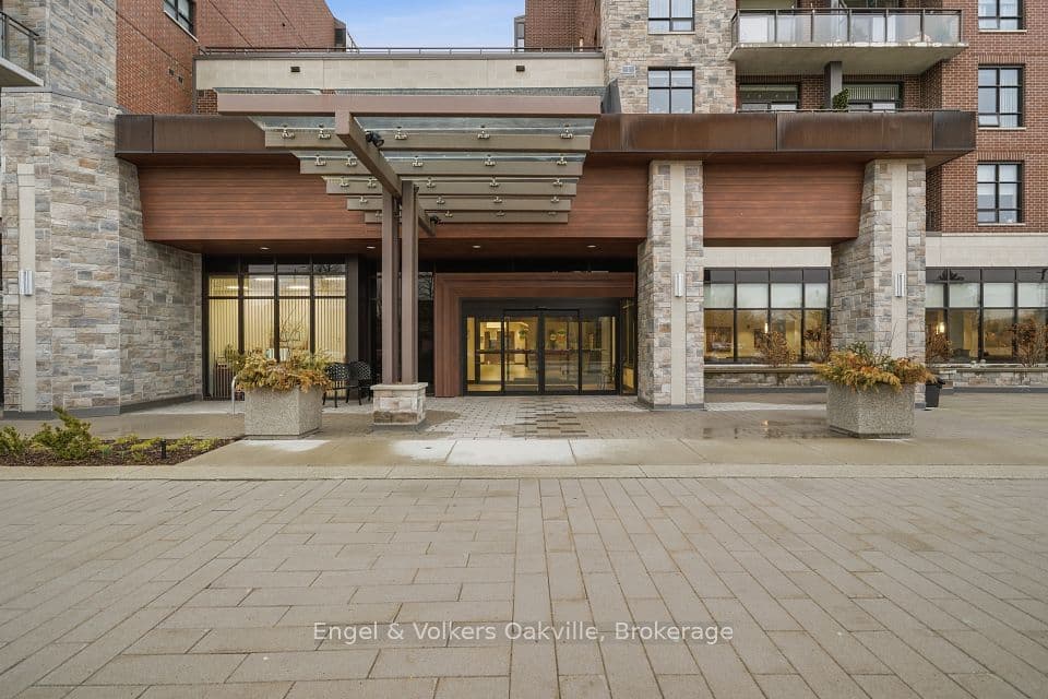 3290 New Street 101, Burlington, ON L7N 1M8 – photo 3