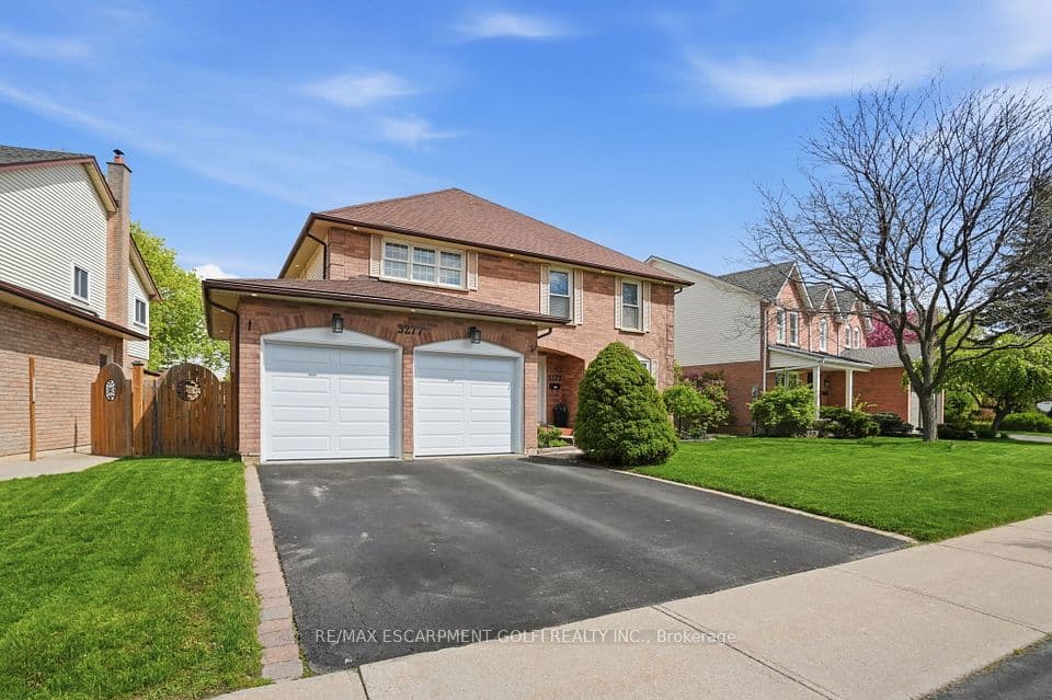 3277 Folkway Drive, Burlington, ON L7M 3J2 – photo 3