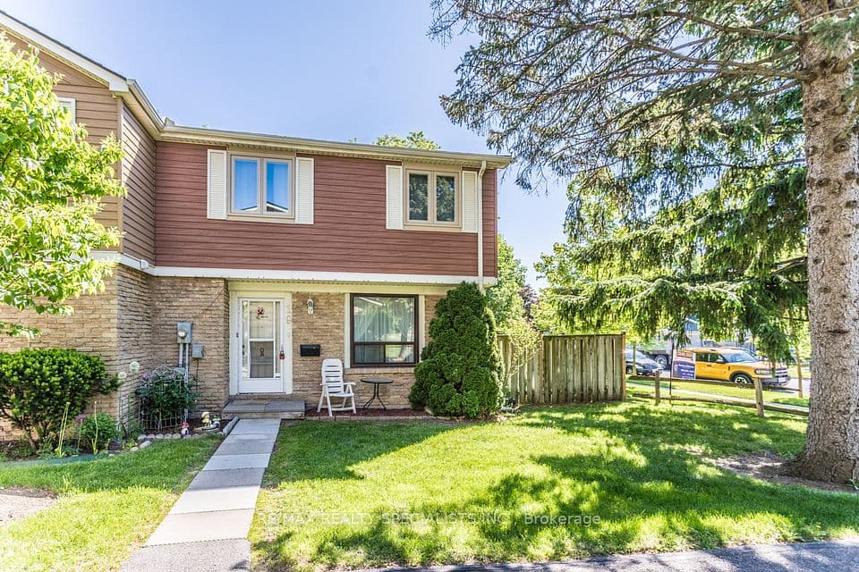 98 Falconer Drive 19, Mississauga, ON L5N 1Y2 – main photo