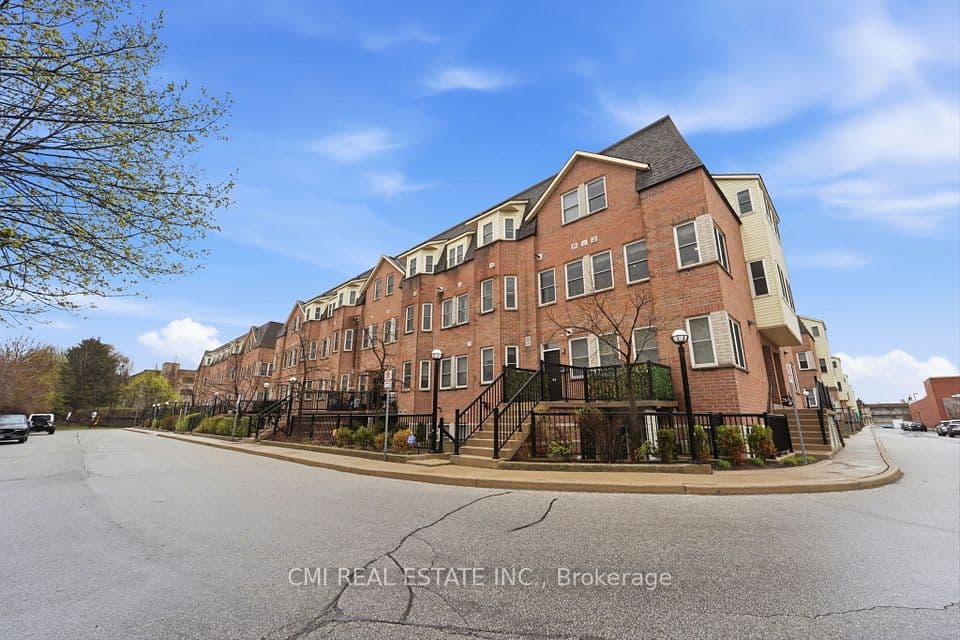 760 Lawrence Avenue W 164, Toronto, ON M6A 3E7 – photo 2