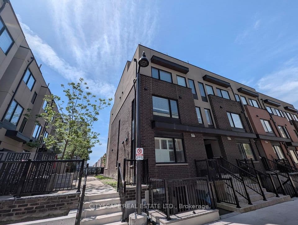 142 William Duncan Road 4, Toronto, ON M3K 0C1 – photo 2