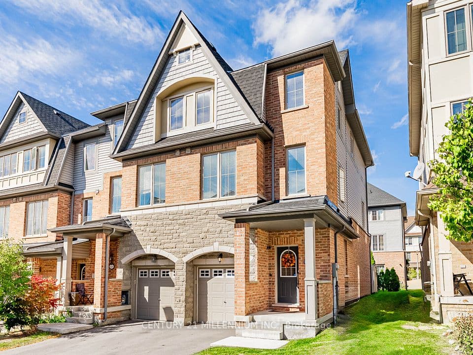 111 Cedar Lake Crescent, Brampton, ON L6Y 0R1 – photo 2
